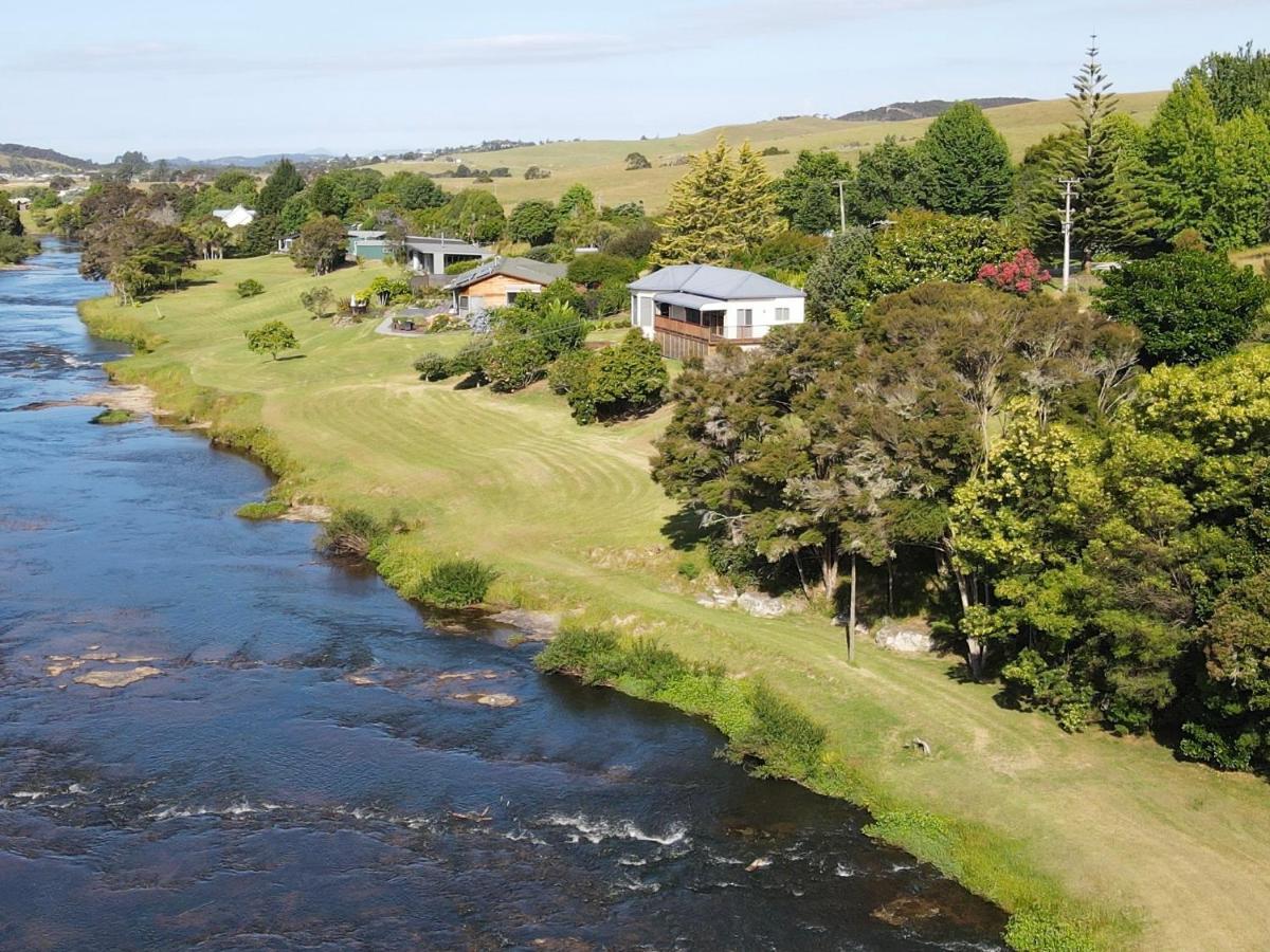 Te Awa Lodge Пейхия Экстерьер фото
