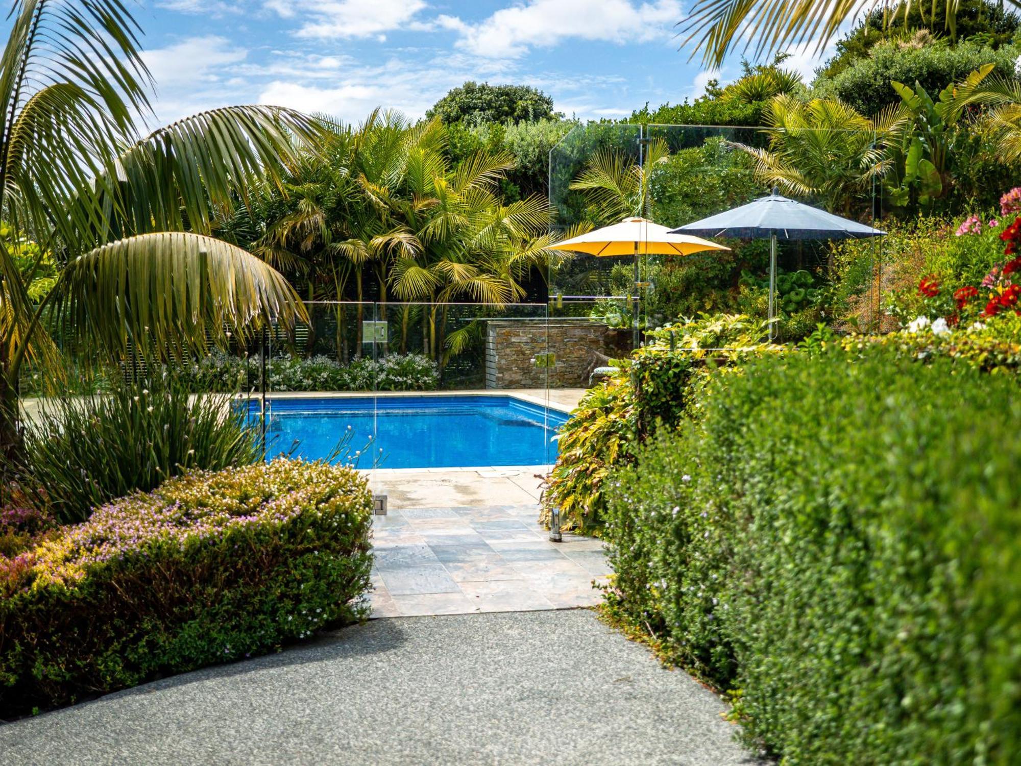 Te Awa Lodge Пейхия Экстерьер фото