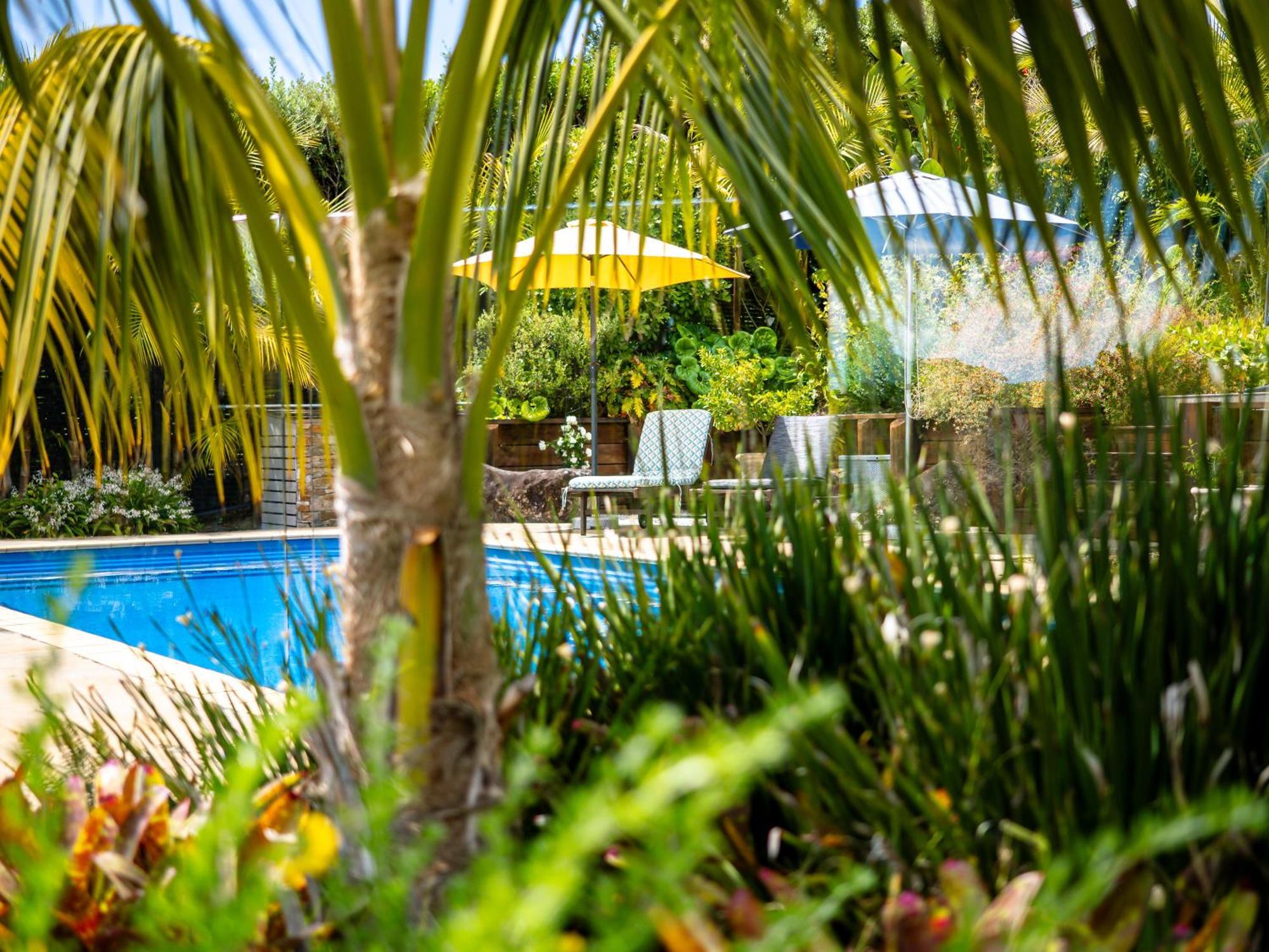 Te Awa Lodge Пейхия Экстерьер фото