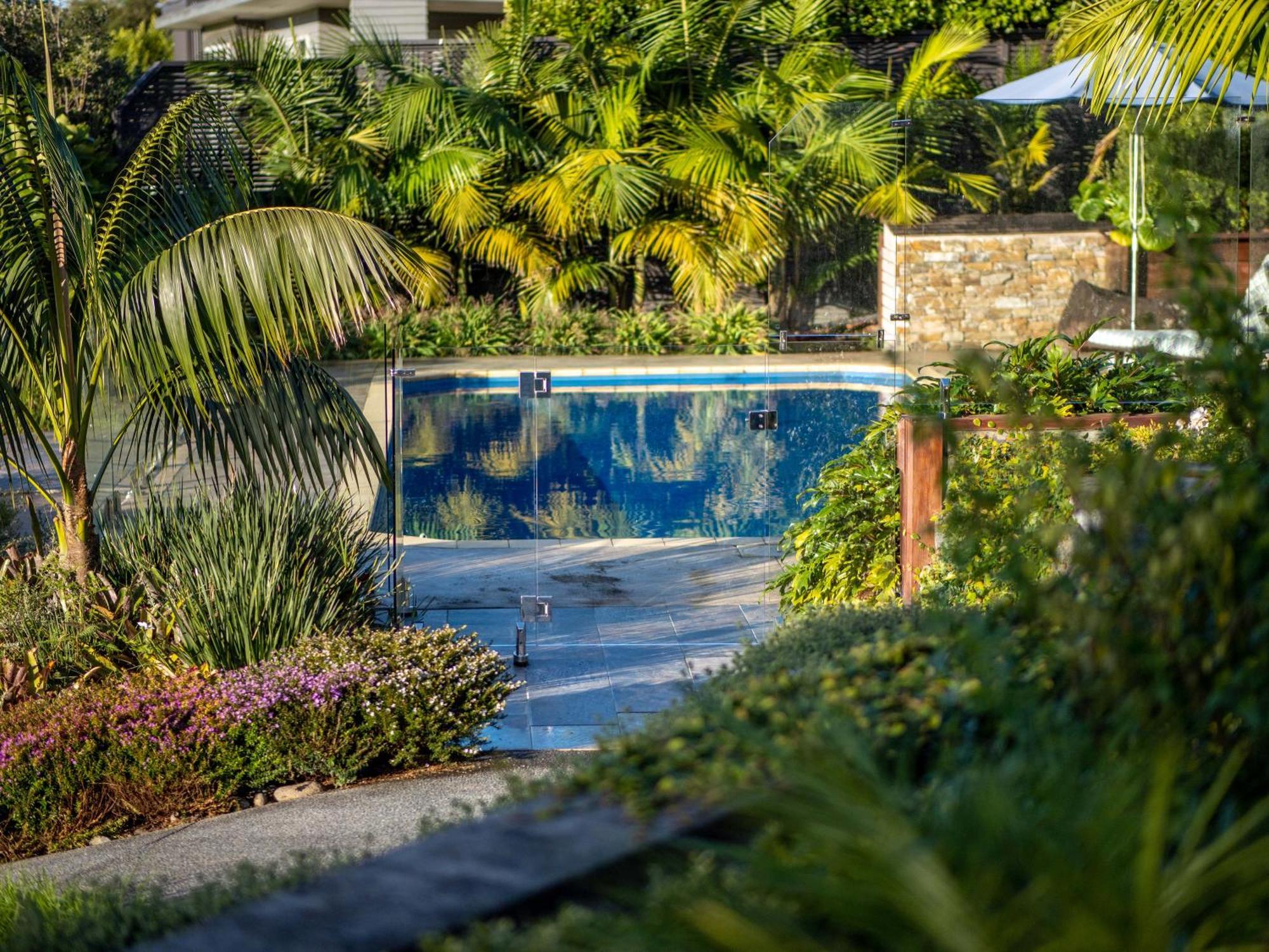 Te Awa Lodge Пейхия Экстерьер фото