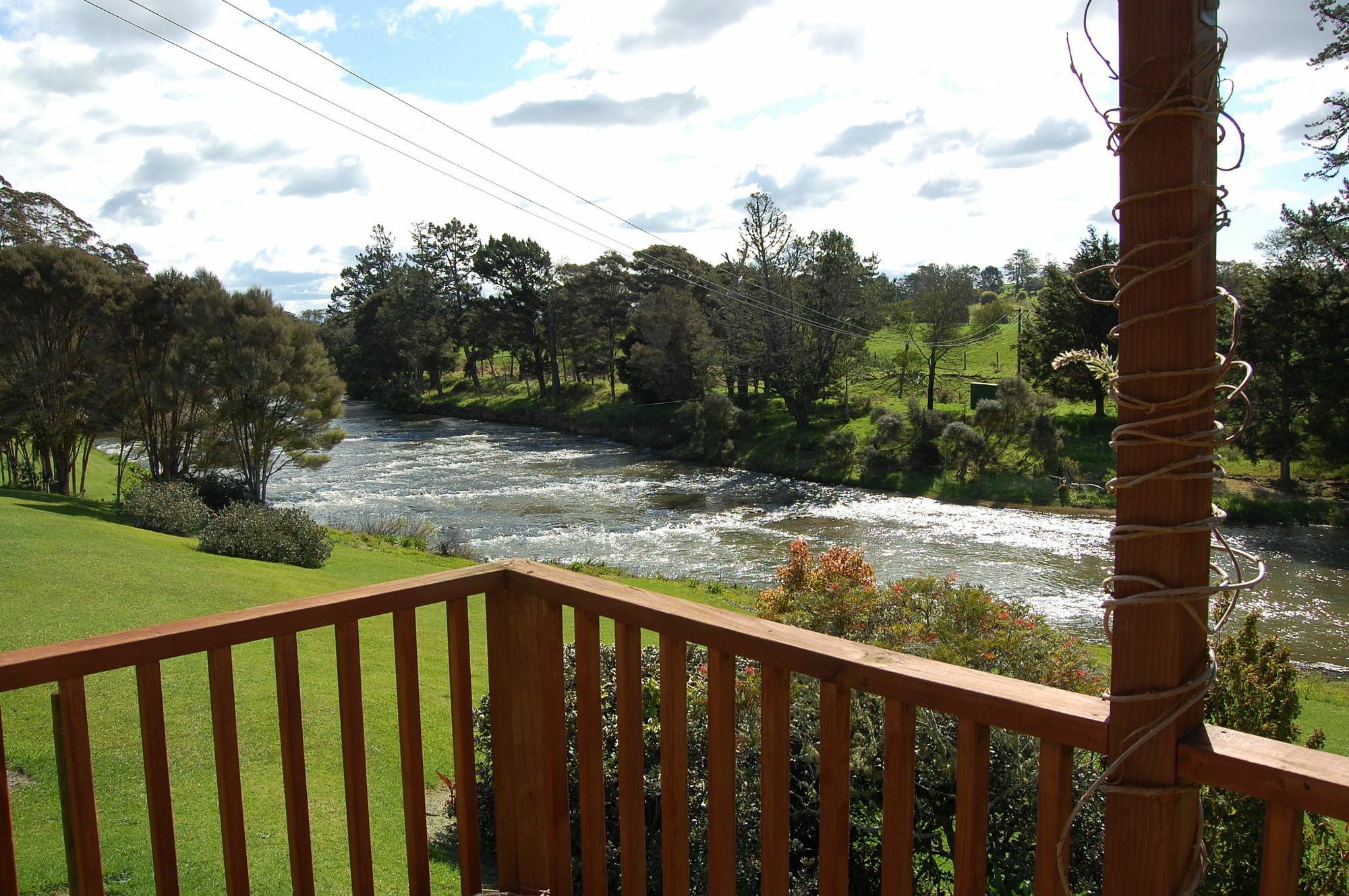 Te Awa Lodge Пейхия Экстерьер фото