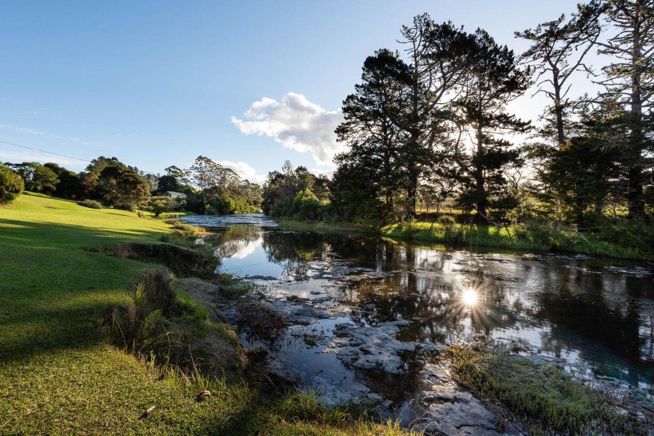 Te Awa Lodge Пейхия Экстерьер фото